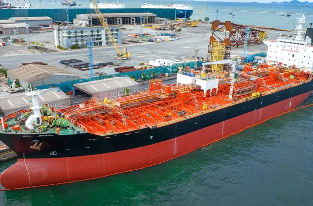 Oil Crude Gas Tanker Ship, Cargo container Ship offshore mooring Oil Crude Gas Tanker Ship, Cargo container Ship offshore mooring at Ocean Bay Petroleum Chemical export import transportation and logistics, Oil leak from Ship, industrial petroleum products Vessel